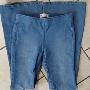 FREE PEOPLE Womens Size 28 Flared Leg Denim Jeans